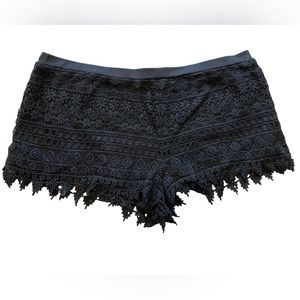 Divided by H&M Black Lace Design Shorts Size L